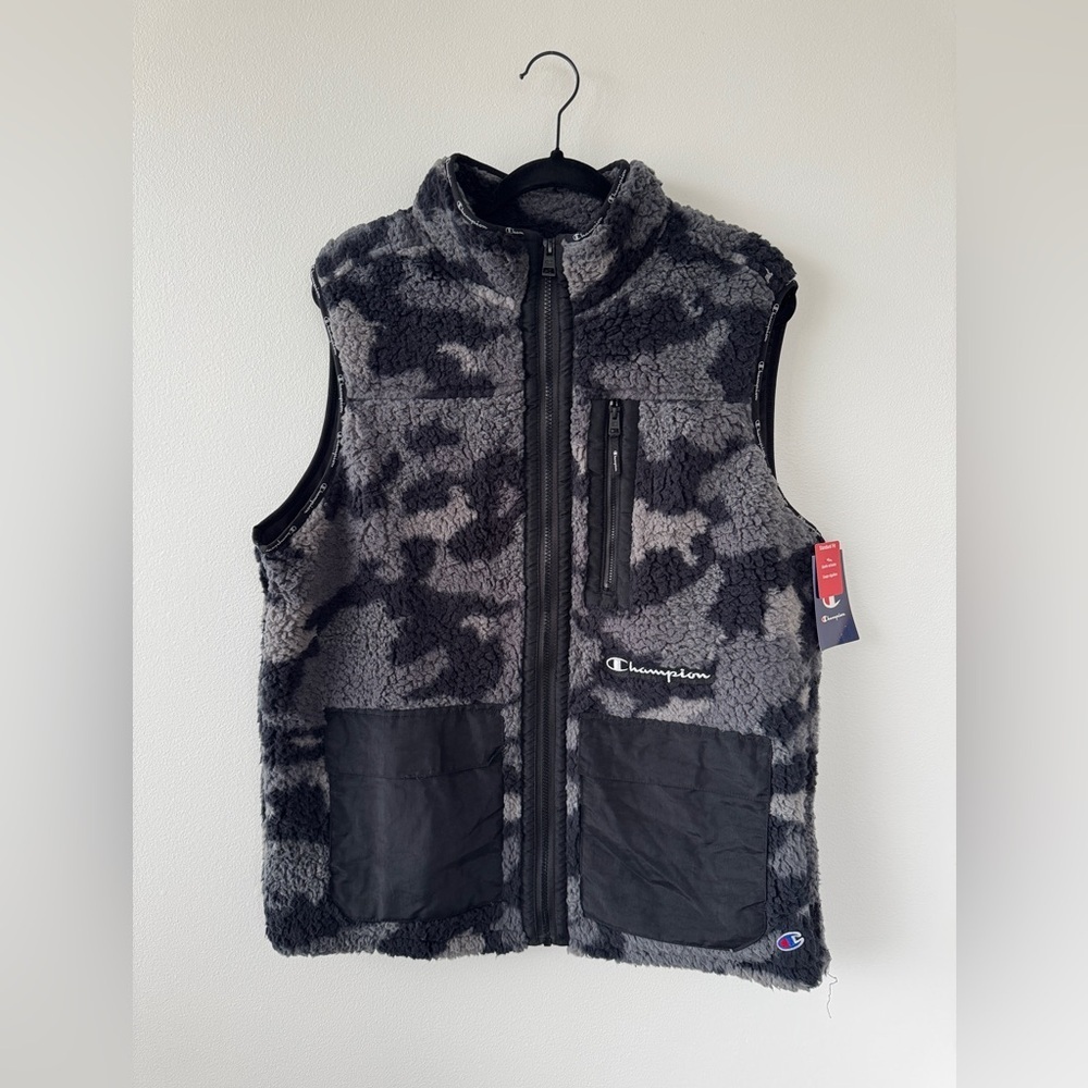 Champion Cozy High Pile Vest New With Tags - Picture 5 of 6